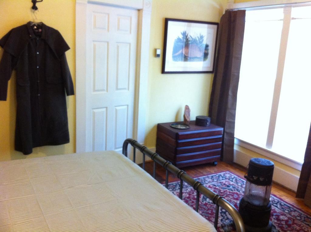 Brooks House Suites Mineola Ruang foto
